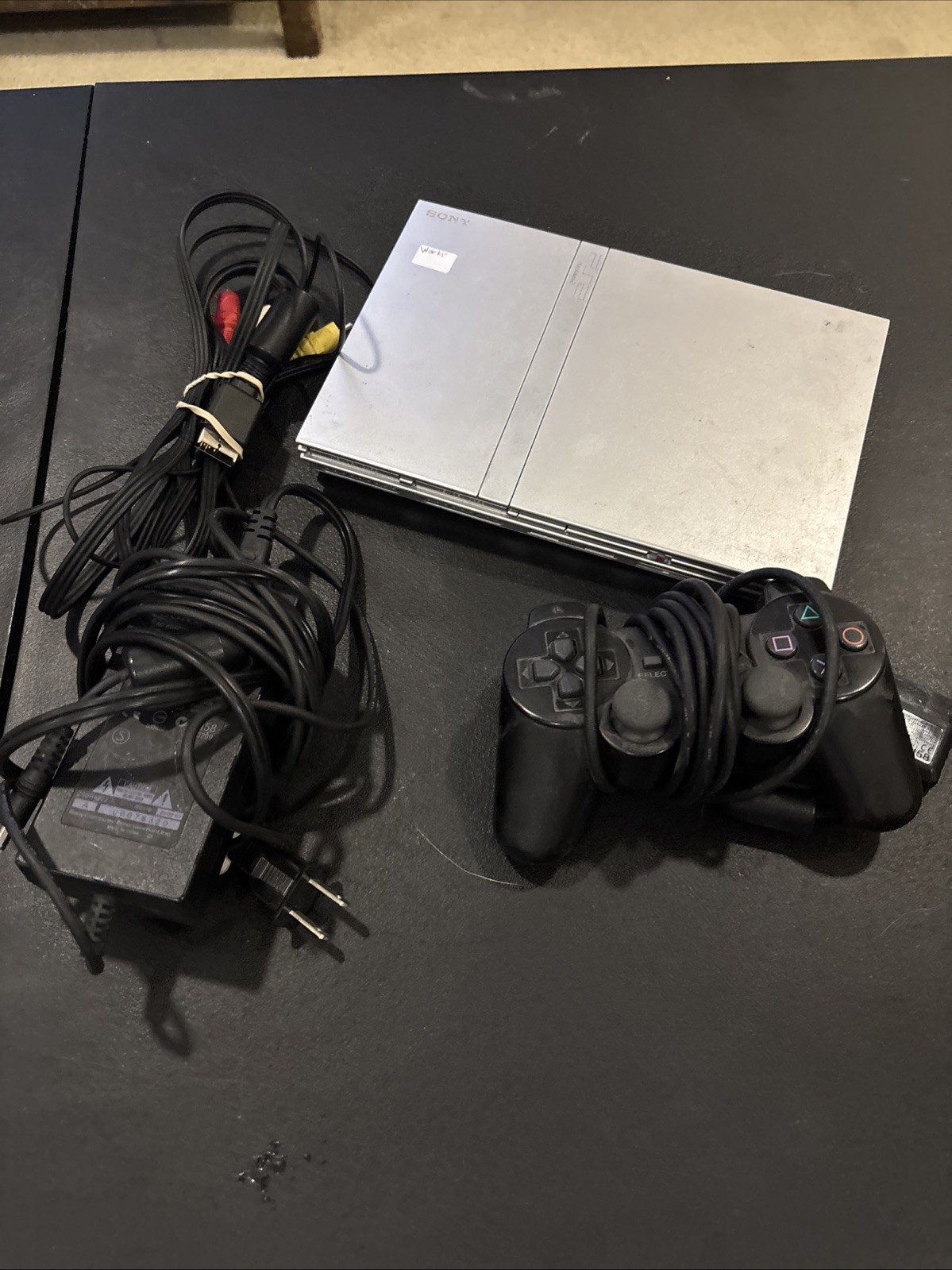 Sony PlayStation 2 PS2 Slim Silver SCPH-79001 Console W Controller Cords Game