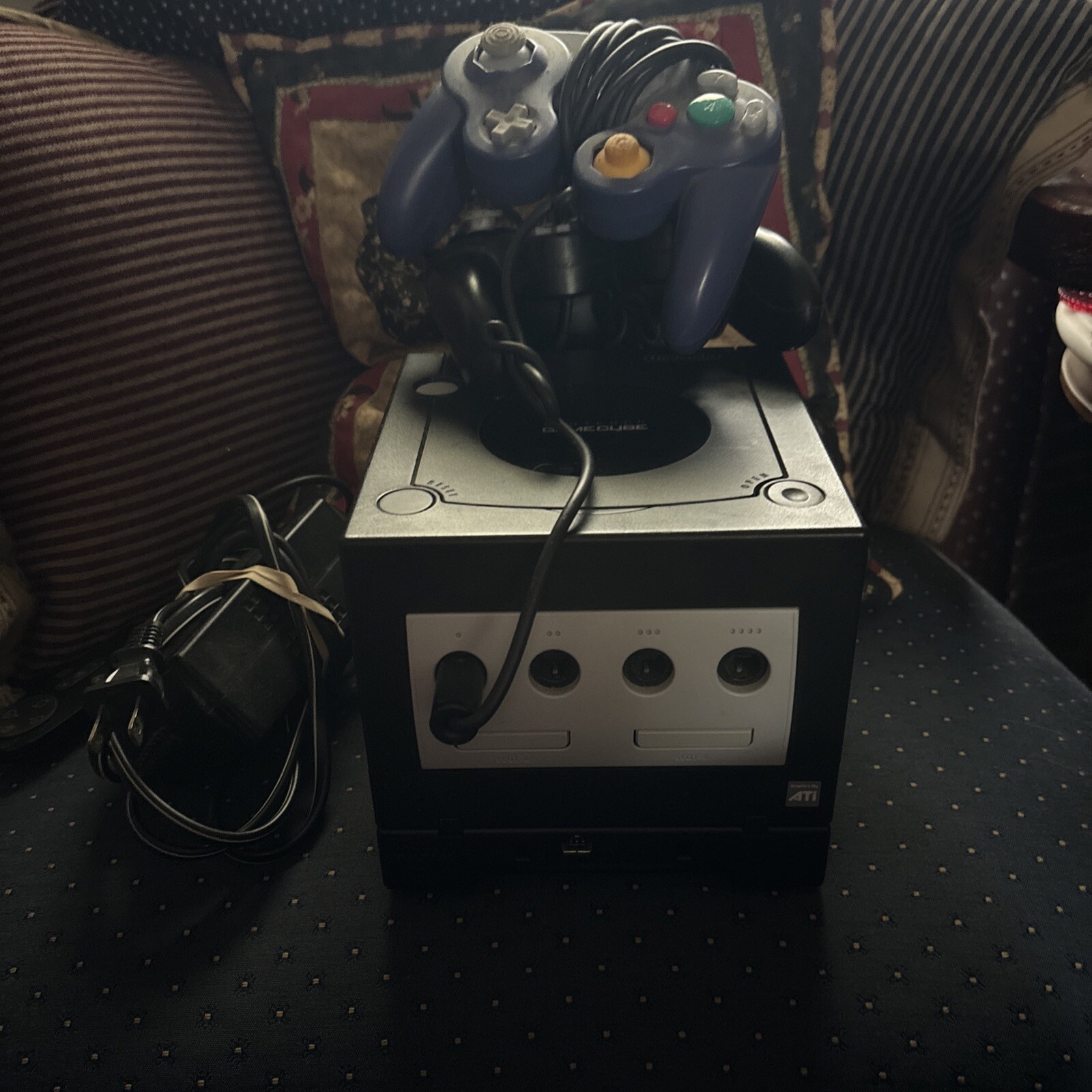 Nintendo GameCube Console Black 2/ControllersBlk&Purple