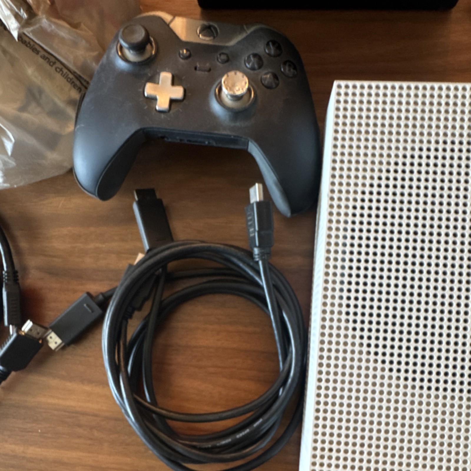 Xbox 1 S 1TB and wireless controller