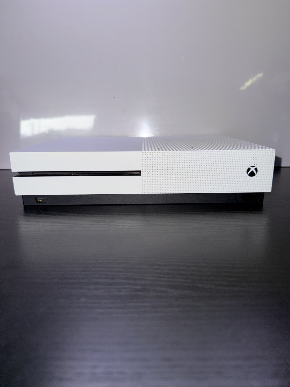 ●cosmetically flawed●Microsoft Xbox One S 1TB Console – White Free Shipping