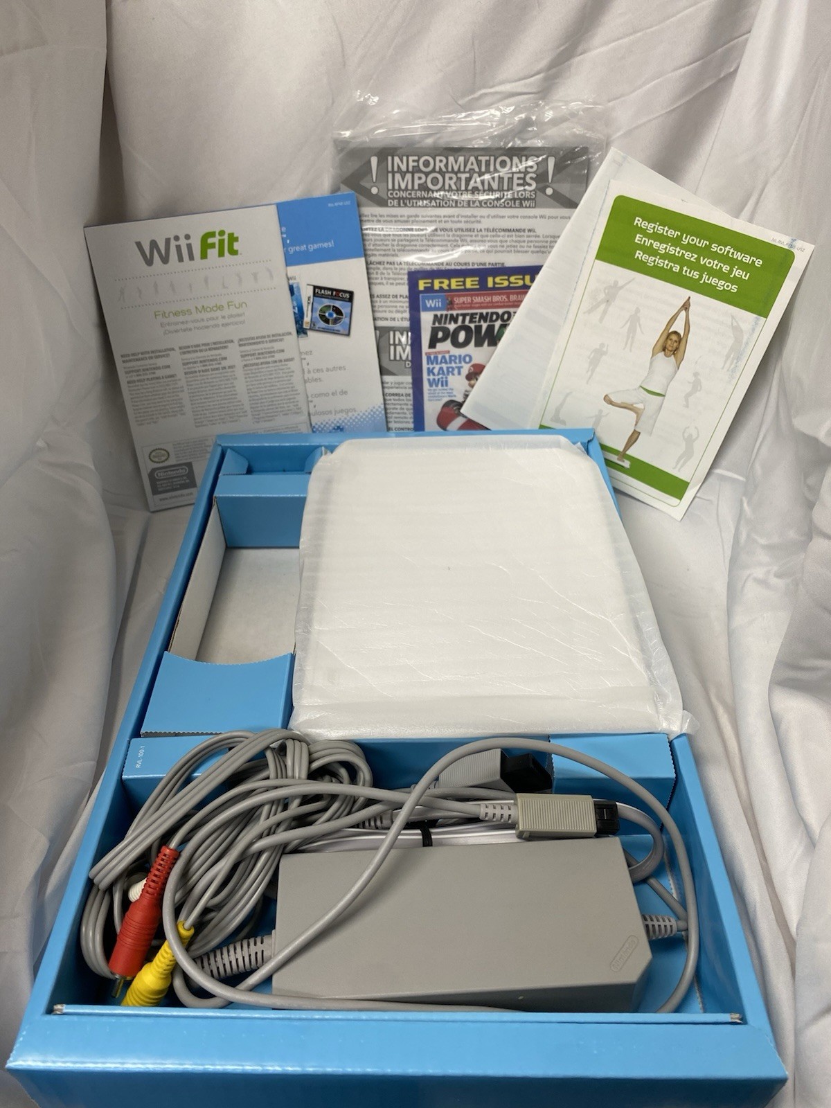 Wii Sports White Console Bundle In Original Box RVL-001 Controllers NOT included