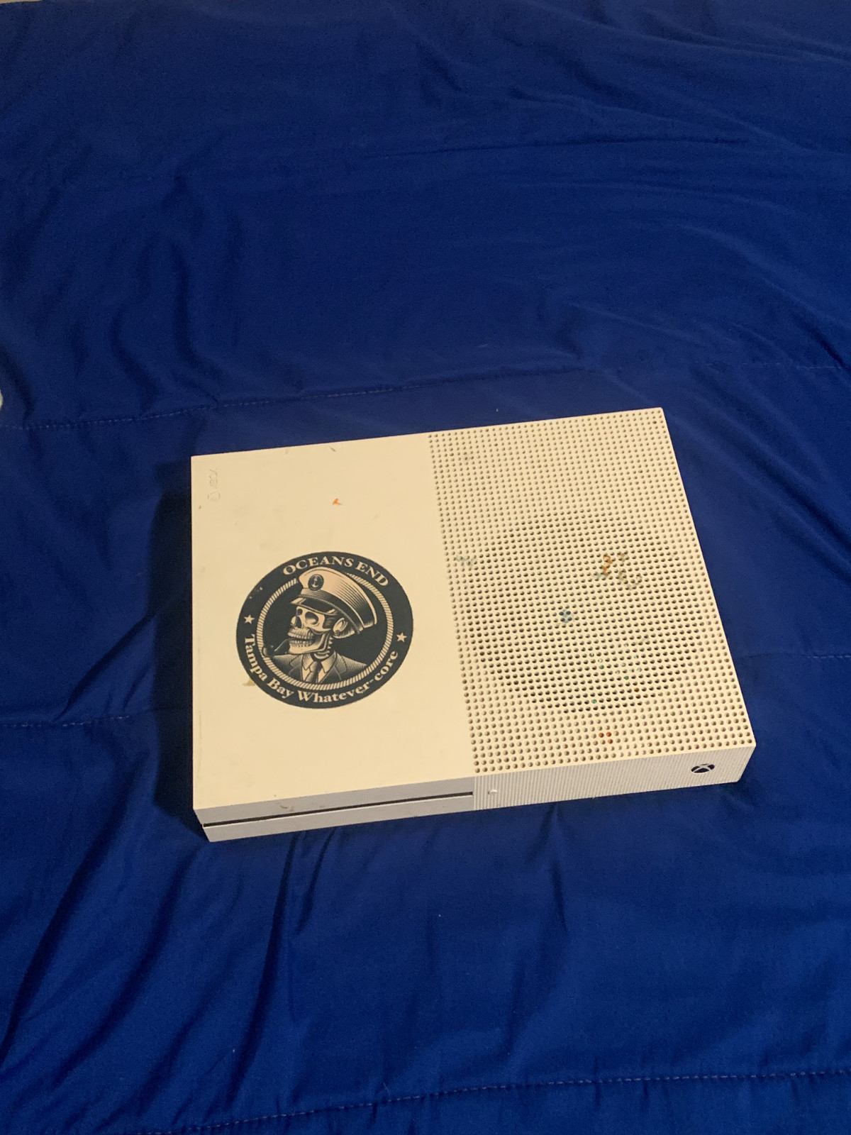 Microsoft Xbox One S Edition 1TB Video Game Console – White Pay cash in person o