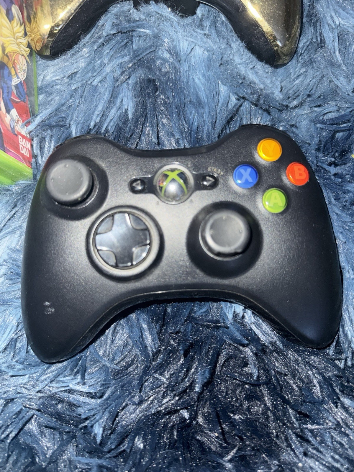 Microsoft Xbox 360 320GB Slim White Console Bundle!
