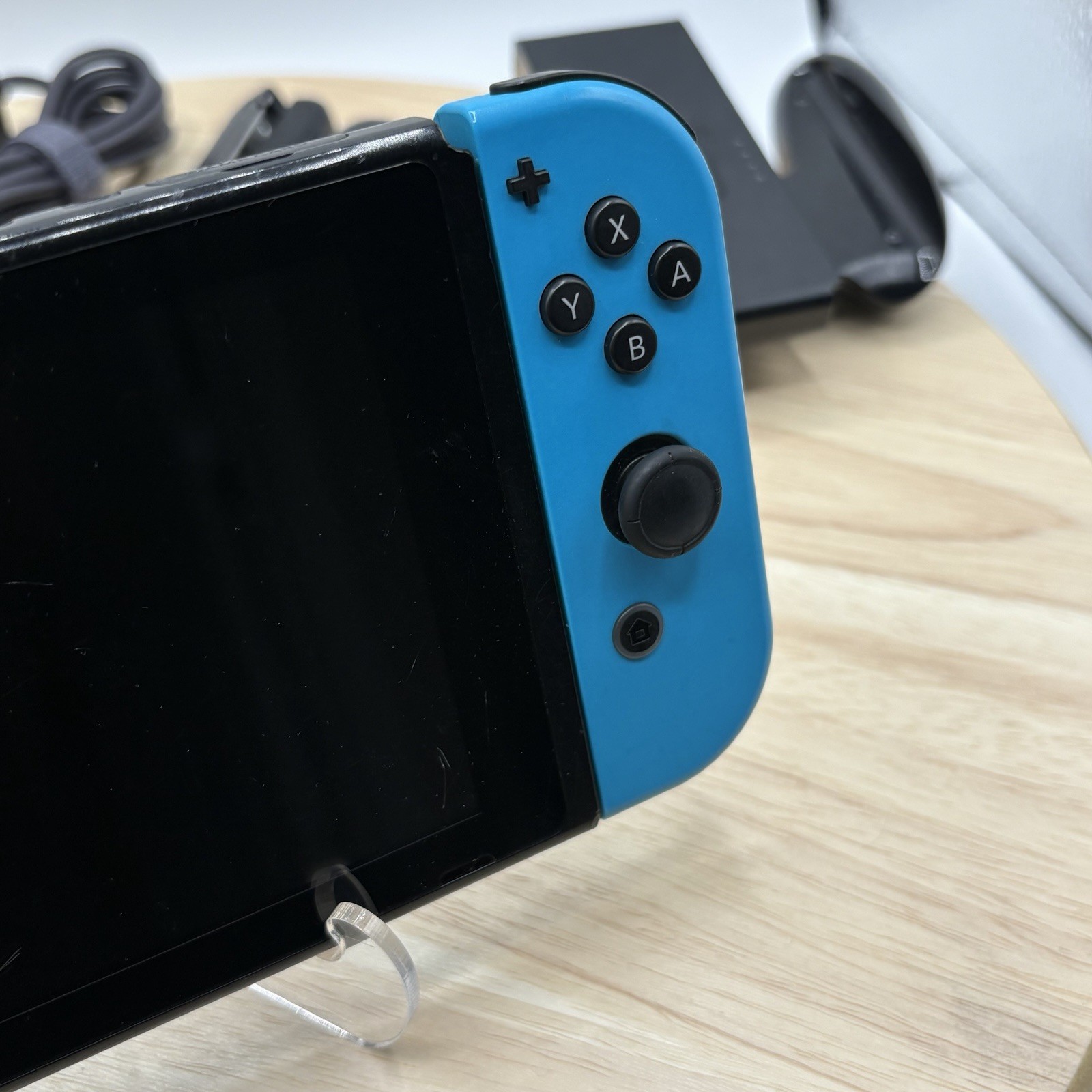 Nintendo Switch 32GB Console, Dock, Charger, Carrying Case – Grey/Blue – HAC-001