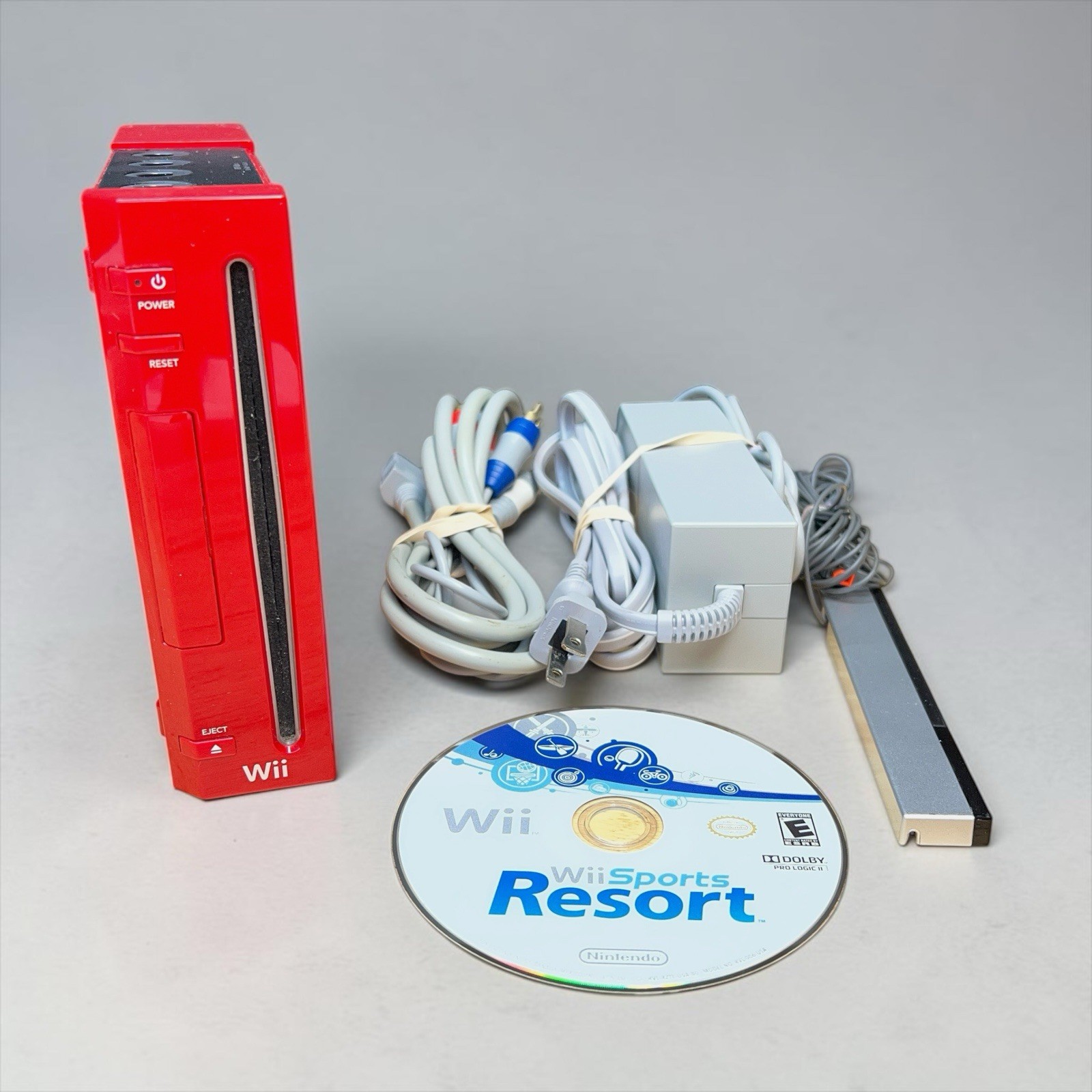 Nintendo Wii 25th Anniversary Red Console RVL-001 Wii Sports Resort “No Remote”