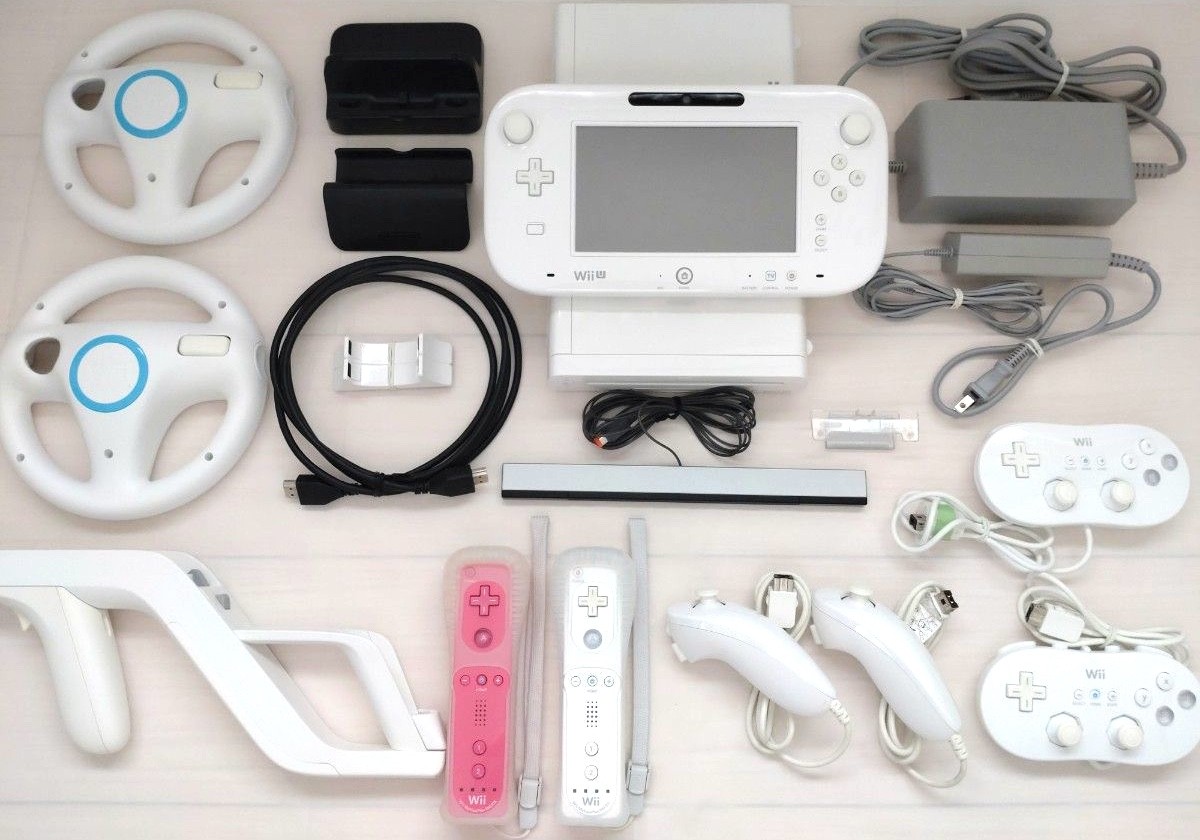 Nintendo Wii U 32GB White Console Controller 26 Game Bundle Set Japan Tested
