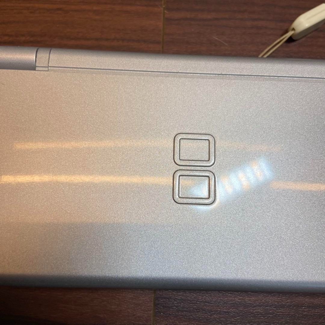 Nintendo DS Lite console, Glossy Silver, 4148 From Japan