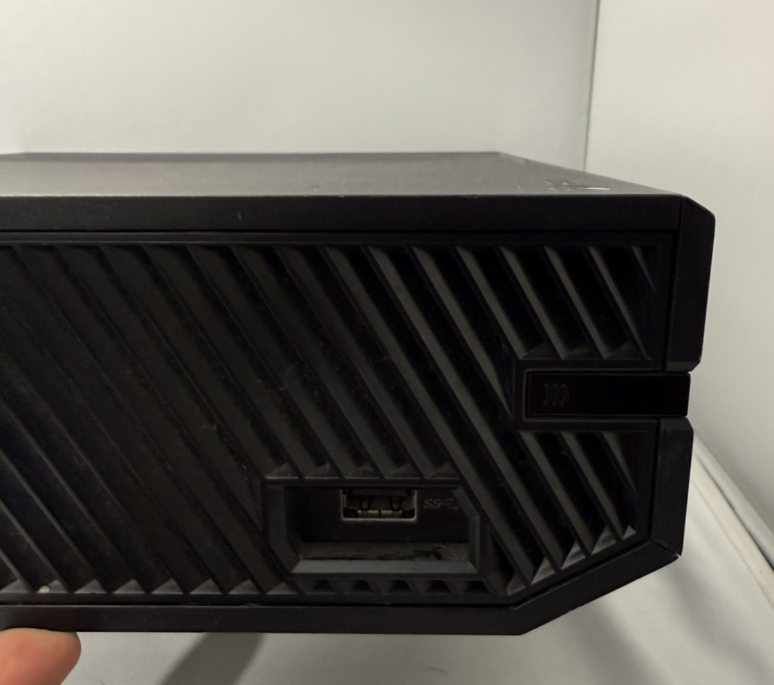 READ DESC Microsoft Xbox One 825GB Console & Cables w/ Witcher 3 – Matte –