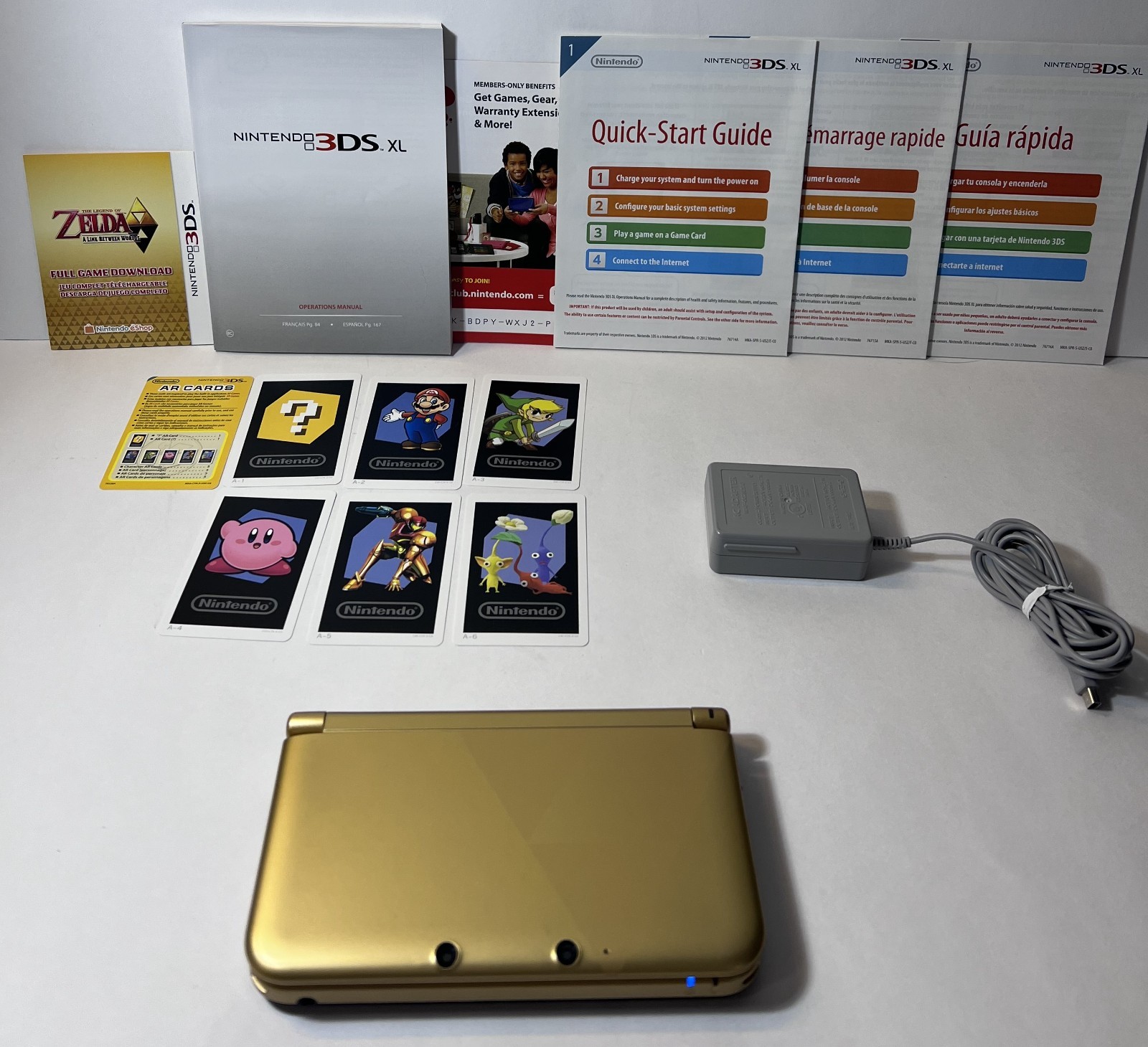 Nintendo 3DS XL Legend of Zelda Link Between Worlds Limited Edit CIB Gently Used