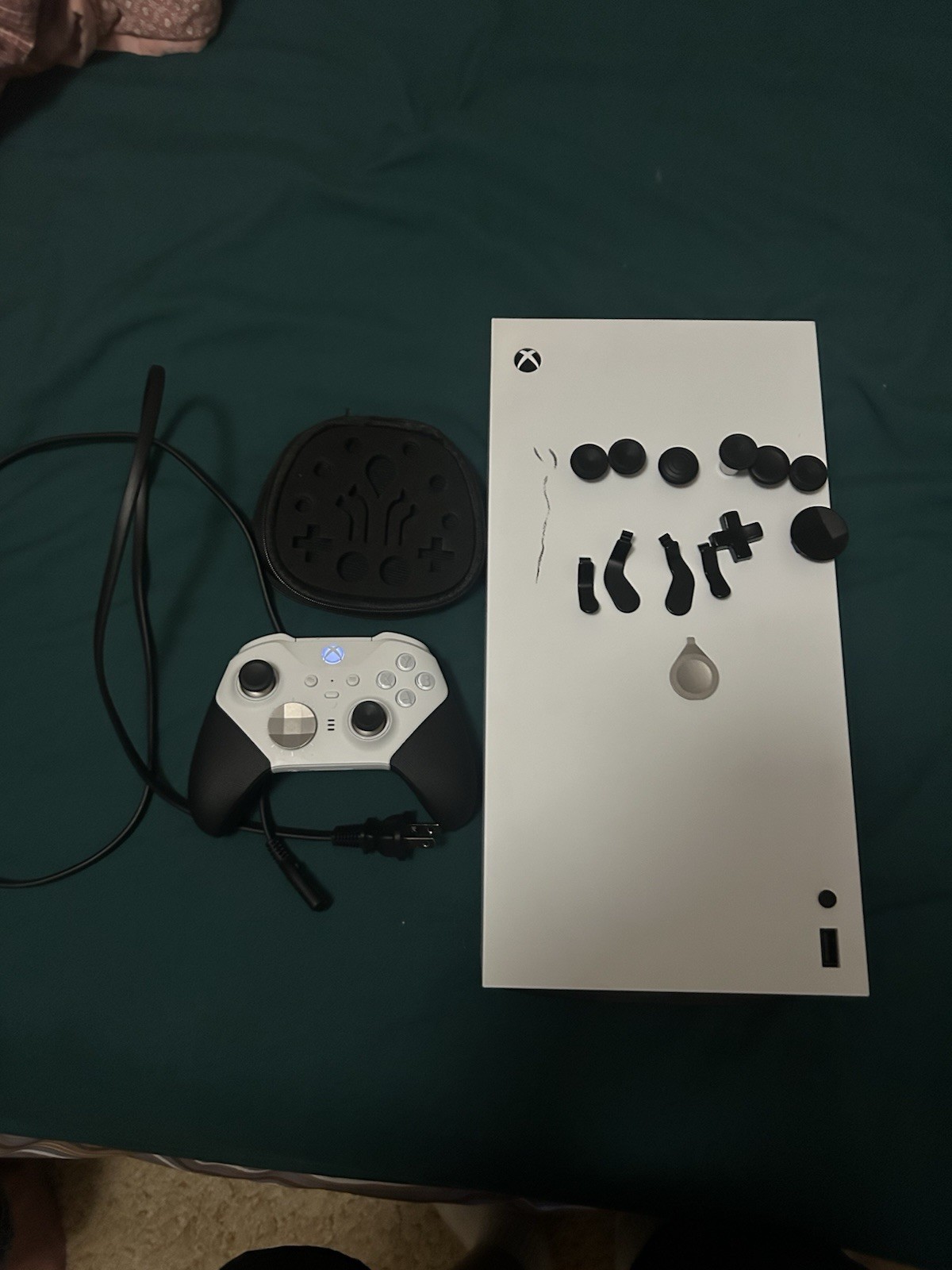 Xbox Series X 800GB,open to negotiations, Pre-owned Good Condition