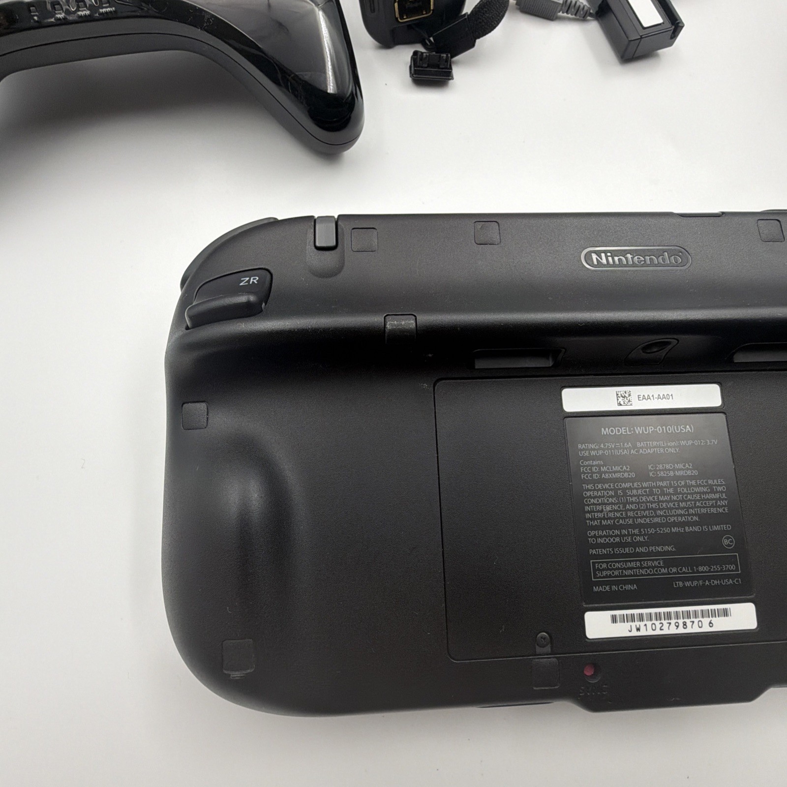 Nintendo Wii U Console Bundle Tested Working Reset 2 Pro Controllers + Game