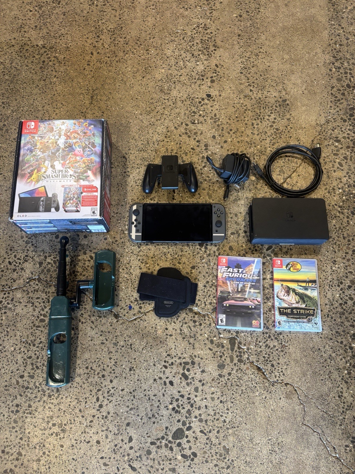 Nintendo Switch OLED System Super Smash Bros Edition. With 256GB Micro SD Card
