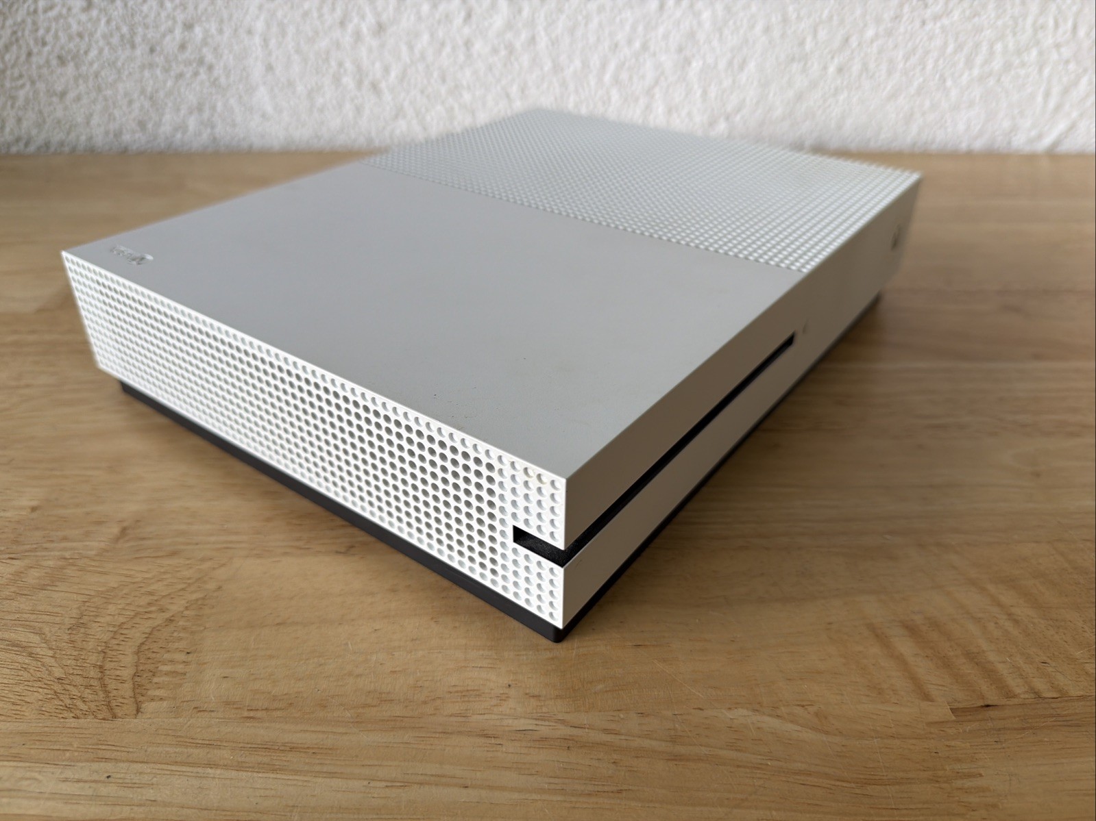 Microsoft Xbox One S 1TB Model 1681 Console Only Damaged – Not Powering Up