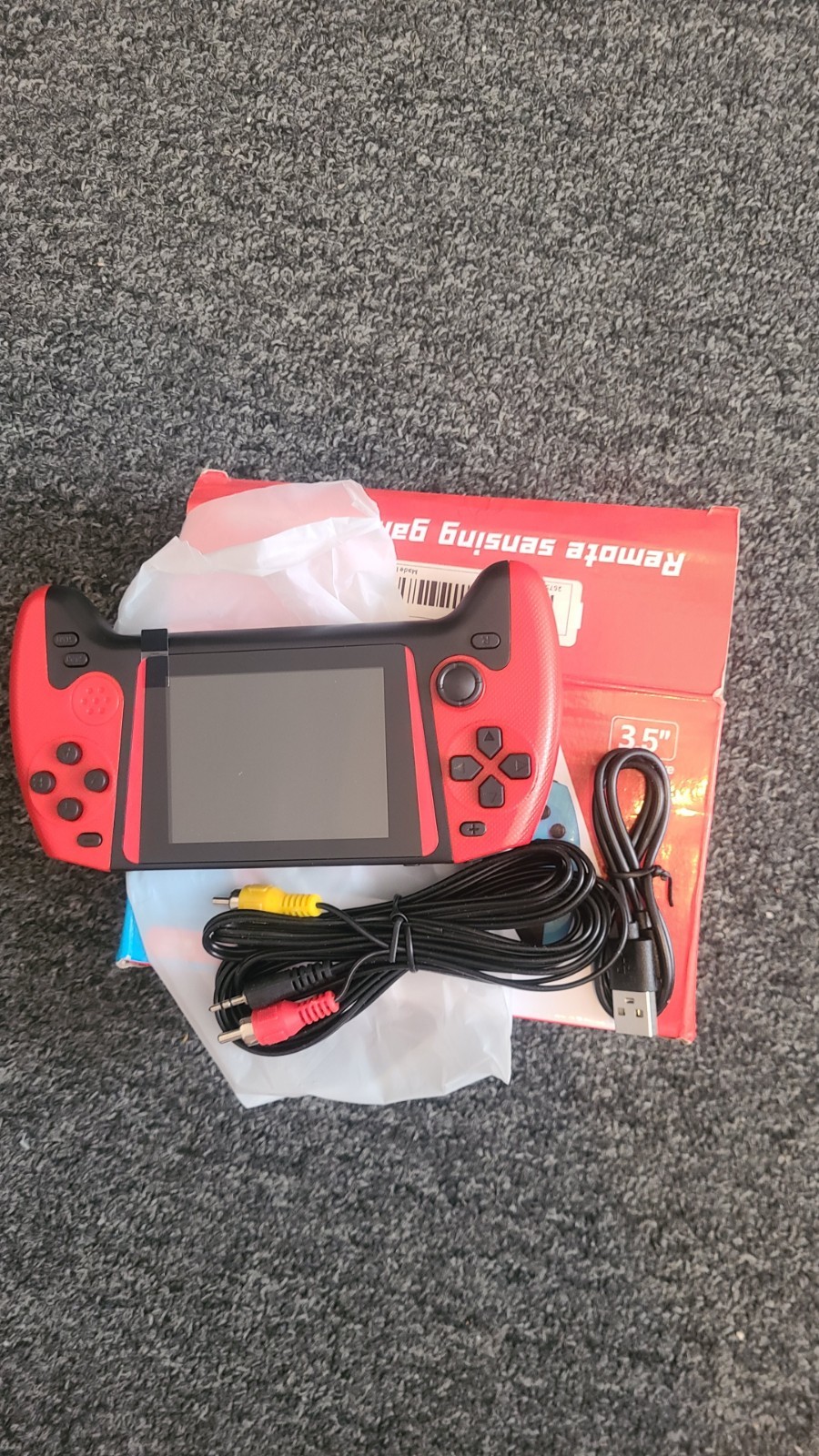 Q21 3.5″ Handheld Video Game Console HD Video Red Black USB RCA