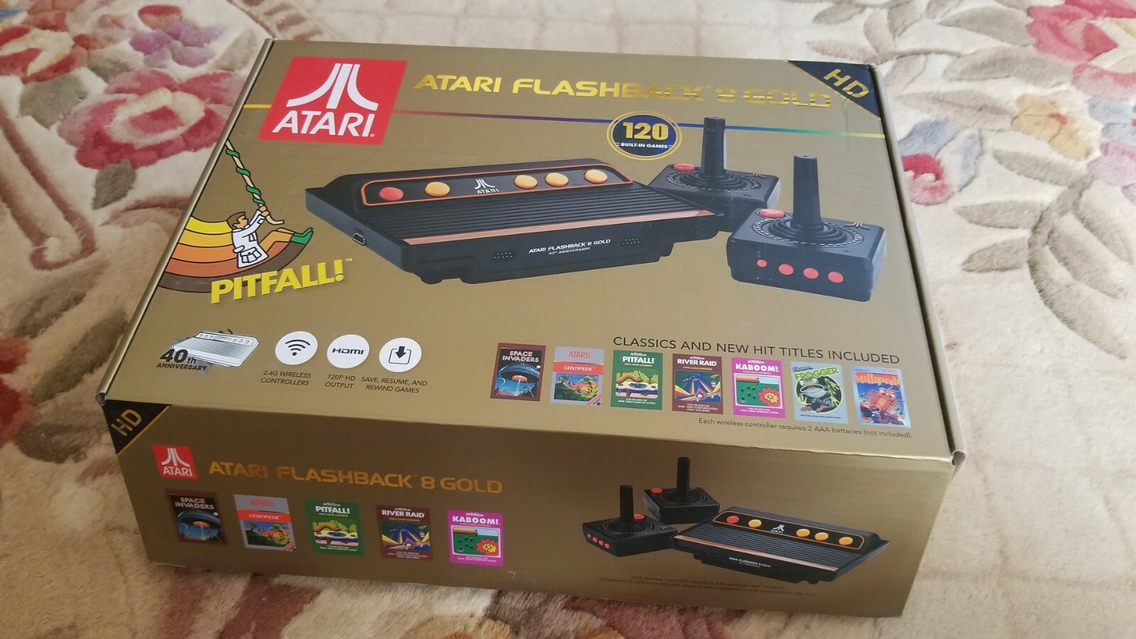 Atari Flashback 8 Gold Deluxe HD Console Wireless Controllers – Gold