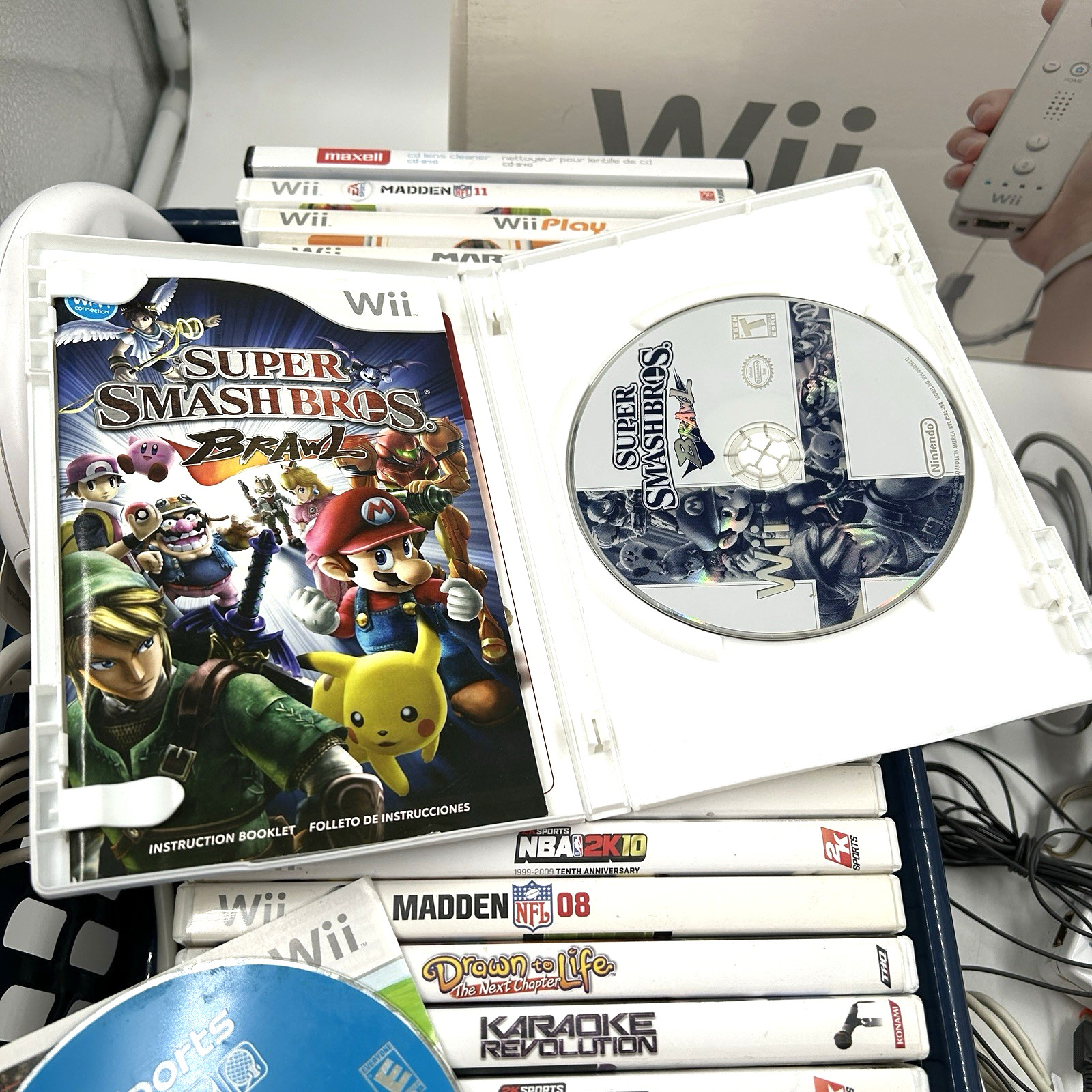 Huge Nintendo Wii Console Bundle RVL-101 2 Controllers 23 Games Mario With Box