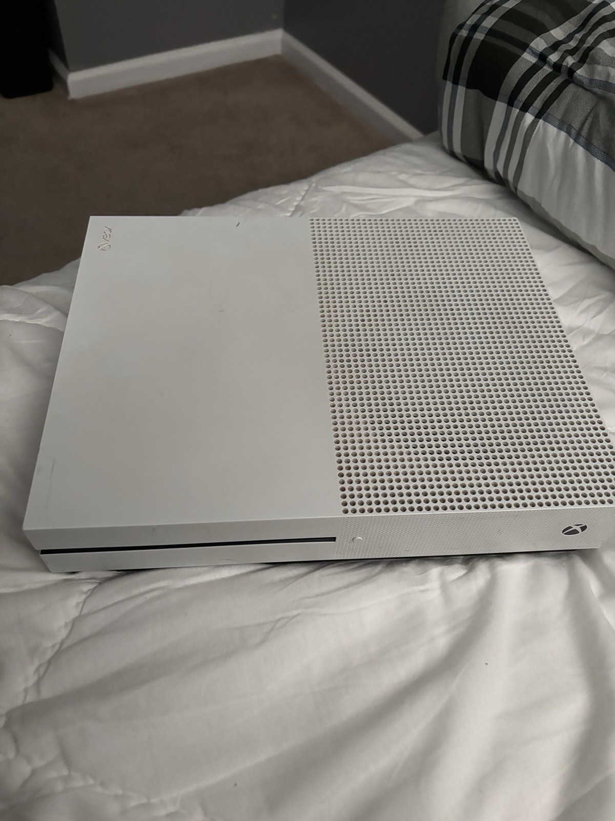 Microsoft Xbox One S White Console Wi-Fi Blu-Ray HDMI USB-A Ethernet