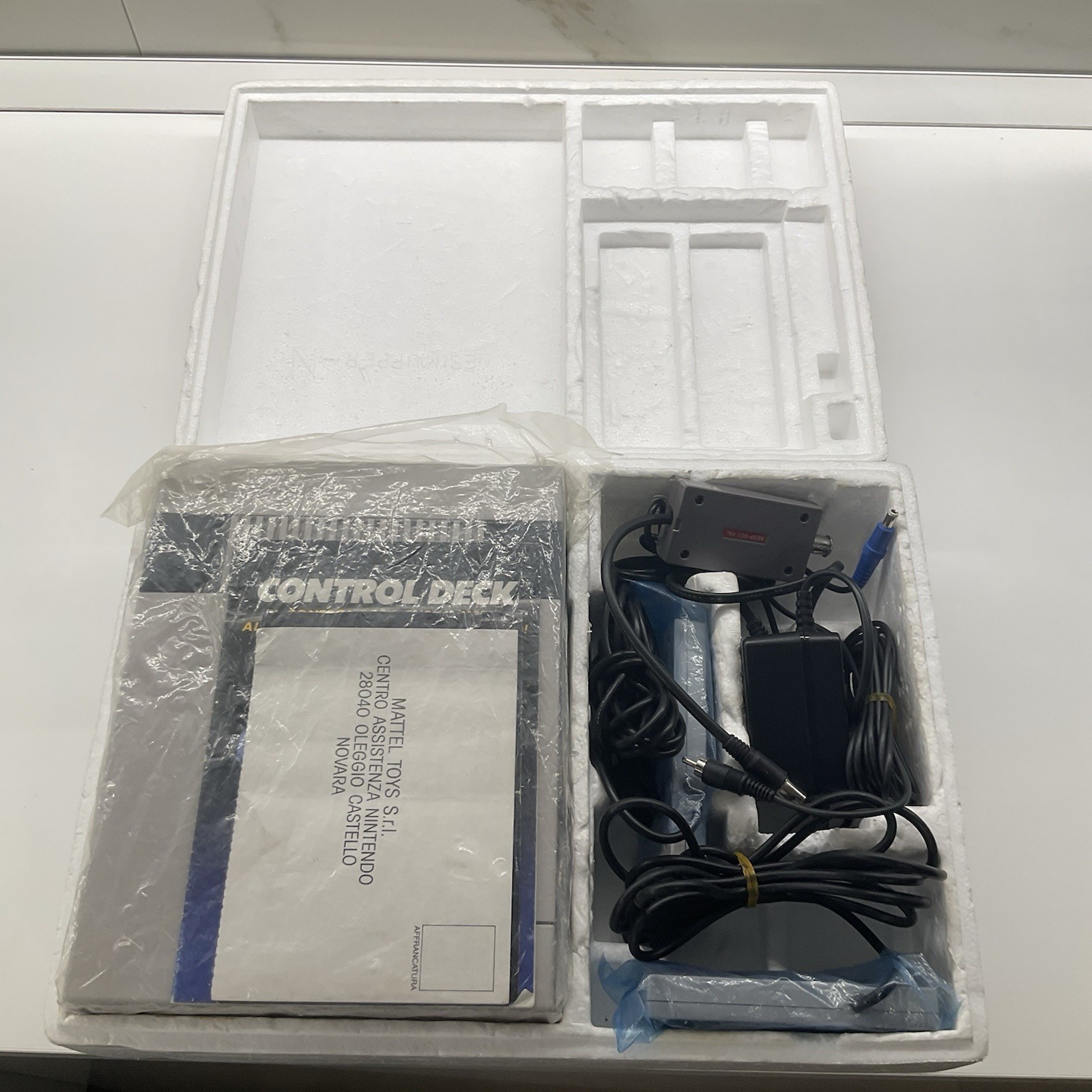 NINTENDO NES CONSOLE CONTROL DECK PAL A ITALIAN COMPLETE BOXED – VERY RARE