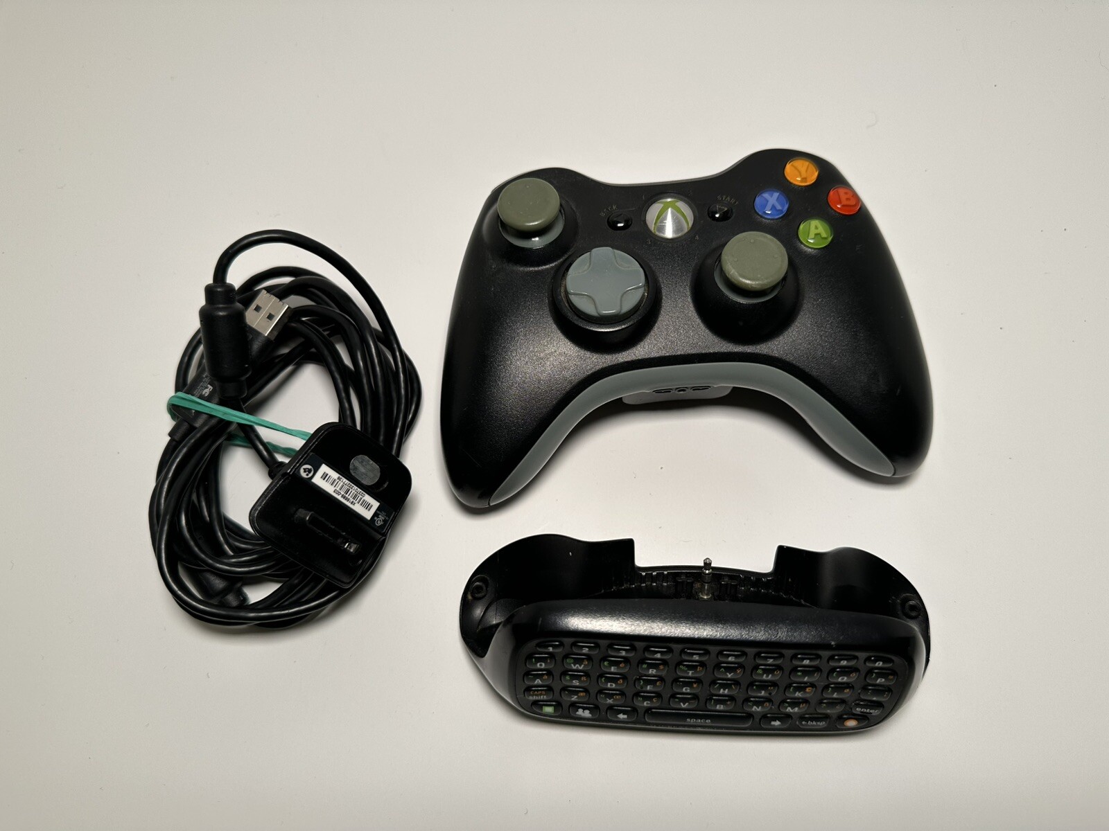 XBox 360 S Console Bundle with controller, keyboard attachment, and 5 games