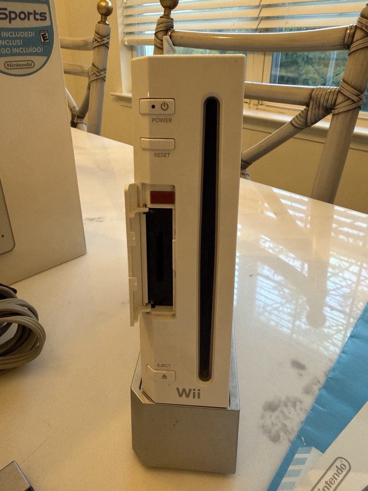 Nintendo Wii Console White w/ 2 Remotes, All Cords, Sensor, & USB Cooling Fan