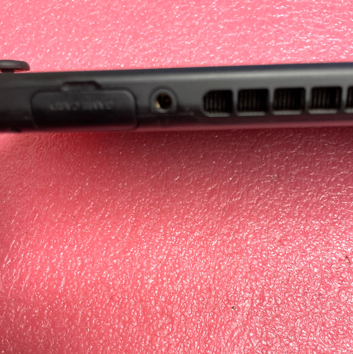 Nintendo Switch Handheld Console HAC 001-01 W SD CARD AND CHARGER – WORKING