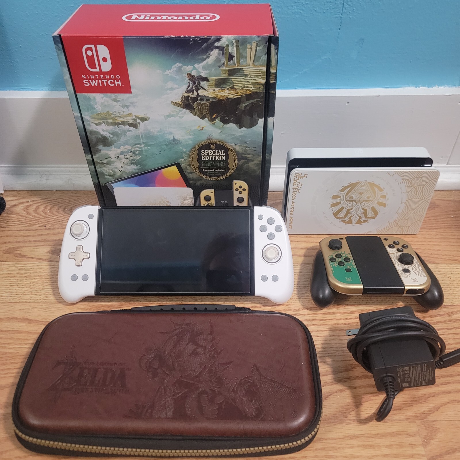 Nintendo Switch (OLED Model) HEG-001 The Legend of Zelda: Tears of the…