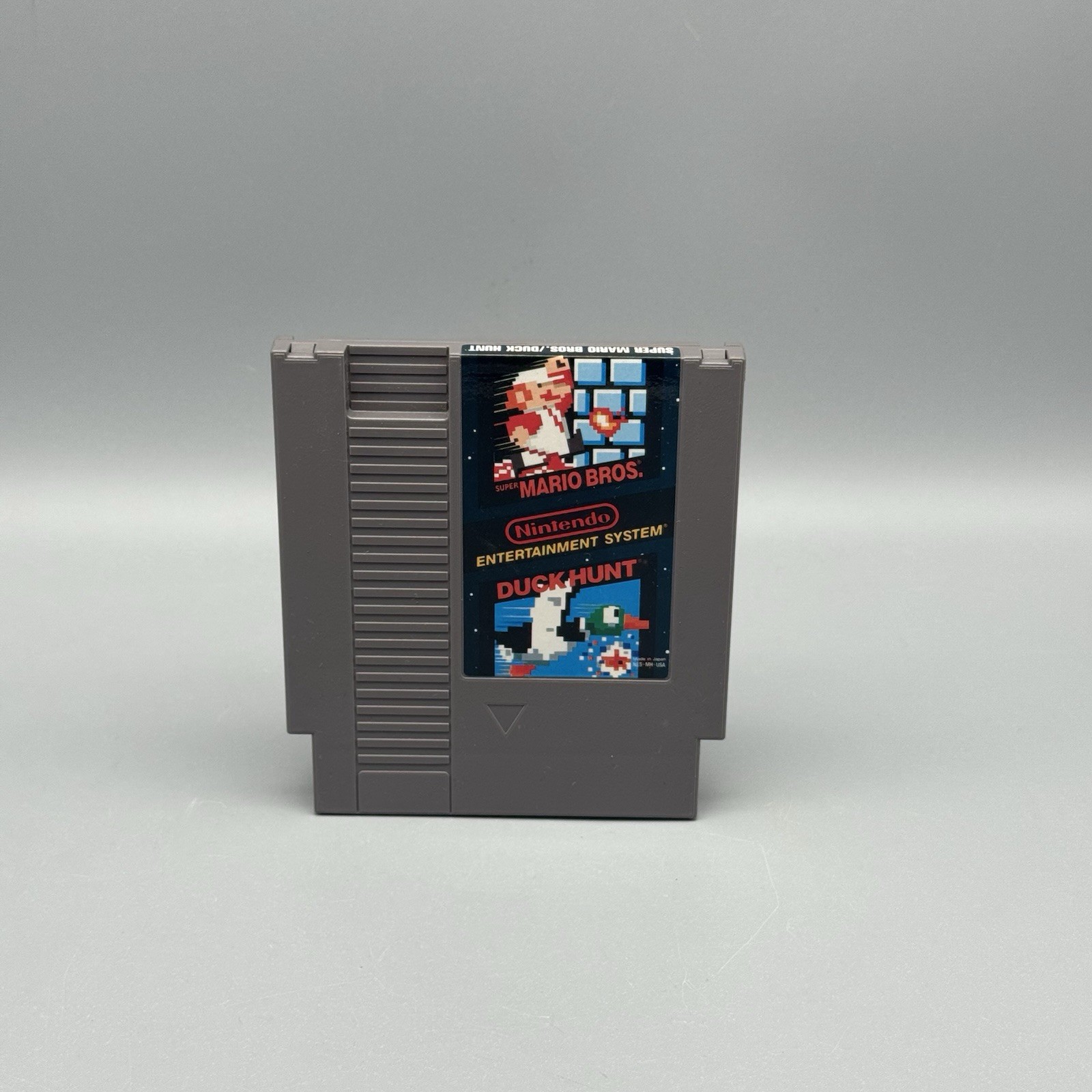 Nintendo Entertainment System Console Gray NES-001 PARTS OR REPAIR BLINKING RED