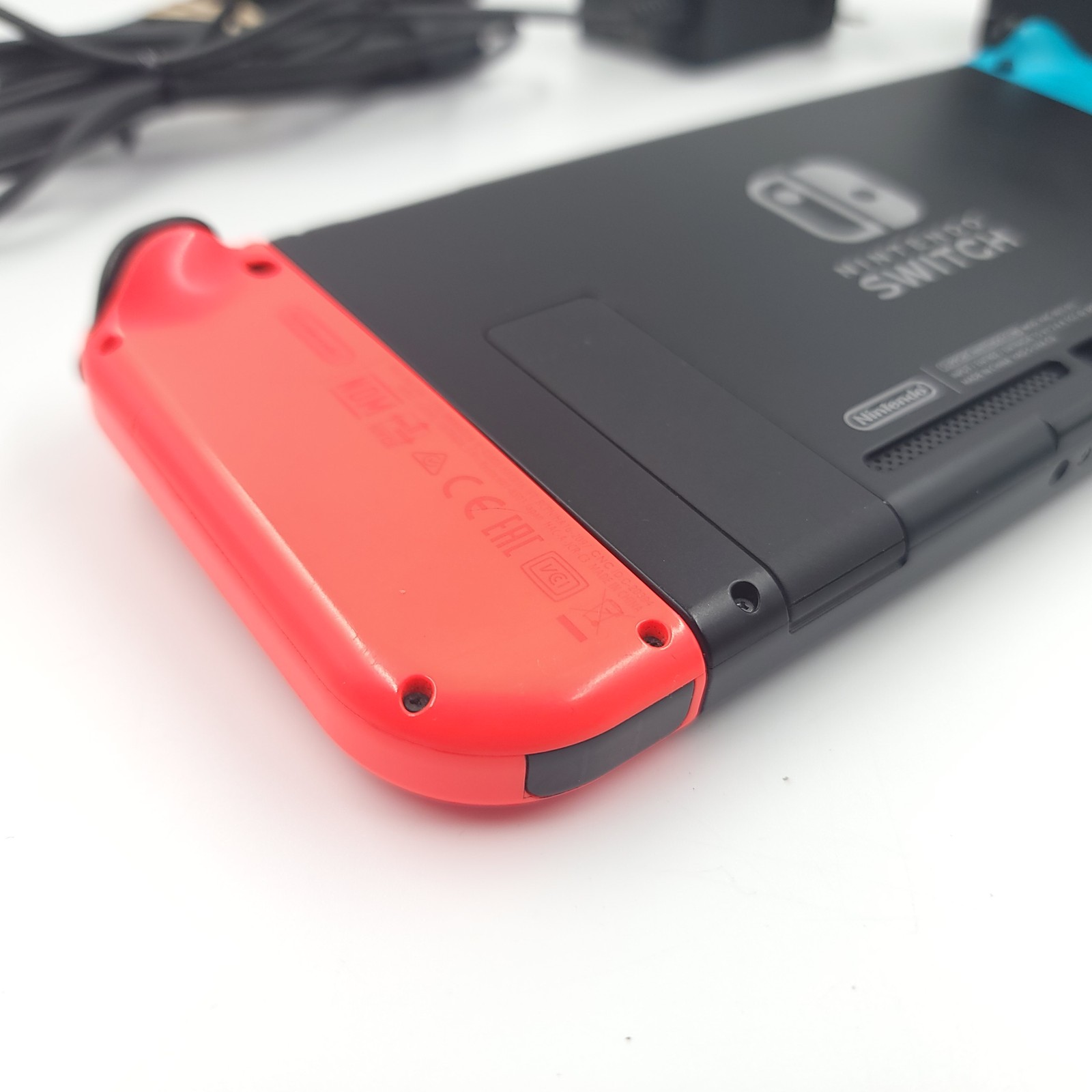 Nintendo Switch V2 32GB Gray Console with Red/Blue Joy-Cons, Broken Red Joy-Con