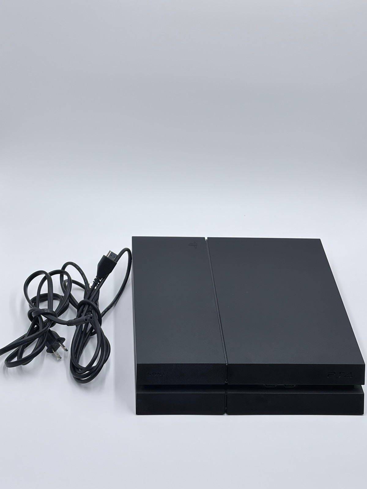 Sony PlayStation 4 PS4 Original Console CUH-1215A 500GB w/cables No Controller