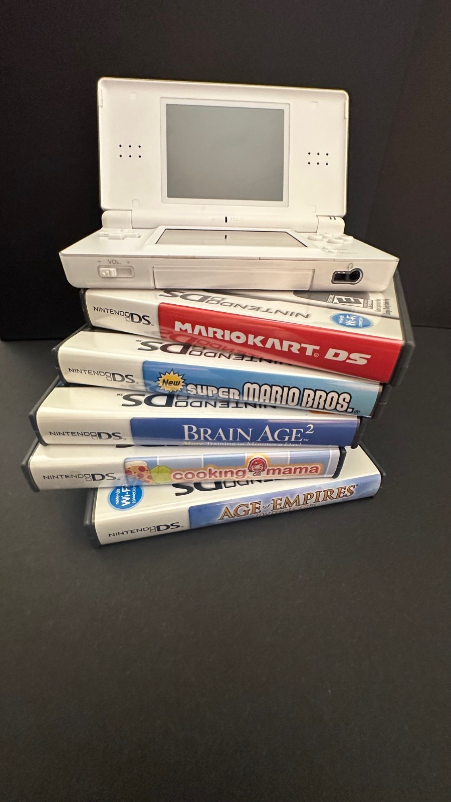 Nintendo DS Lite White Bundle w/ Charger + Mario Kart DS + New Super Mario Bros