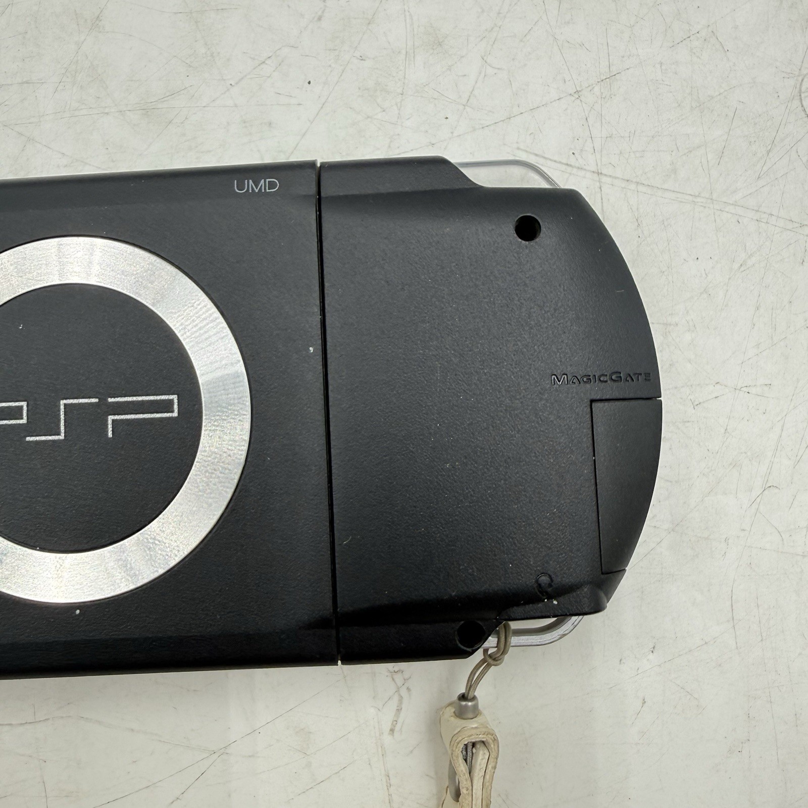 Sony PlayStation Portable PSP Console – Black (PSP-1001K) Tested W/32mb Mem Card