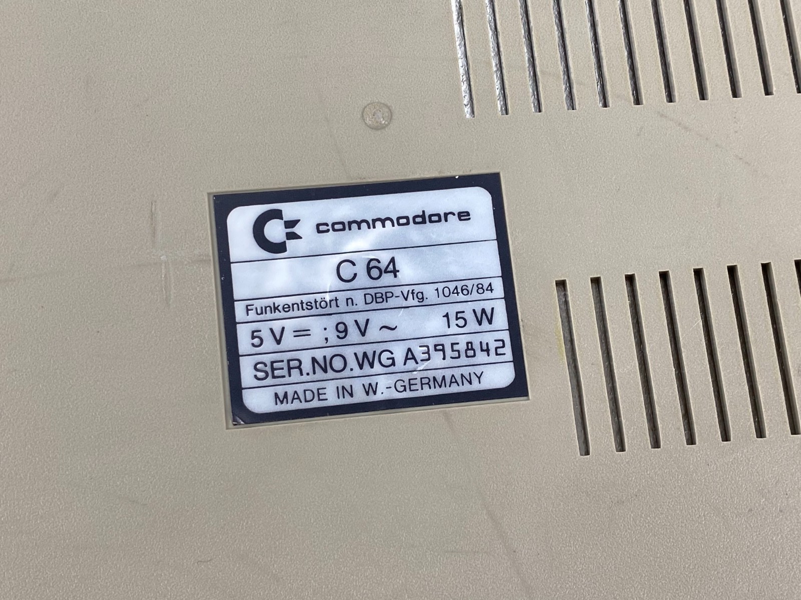 Commodore C64C Personal Computer System Game Vintage NTSC Boxed