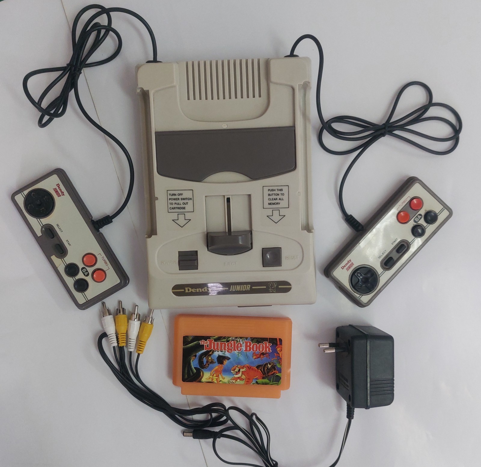 RARE Dendy junior steepler from 90’s with rare version of the processor