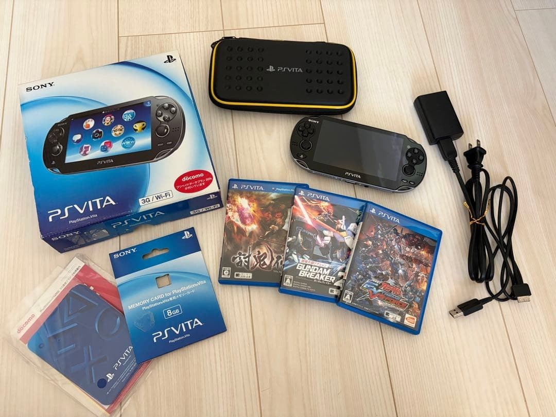 Excellent Sony PlayStation PS Vita PCH-1100 Crystal Black Complete Set Tested