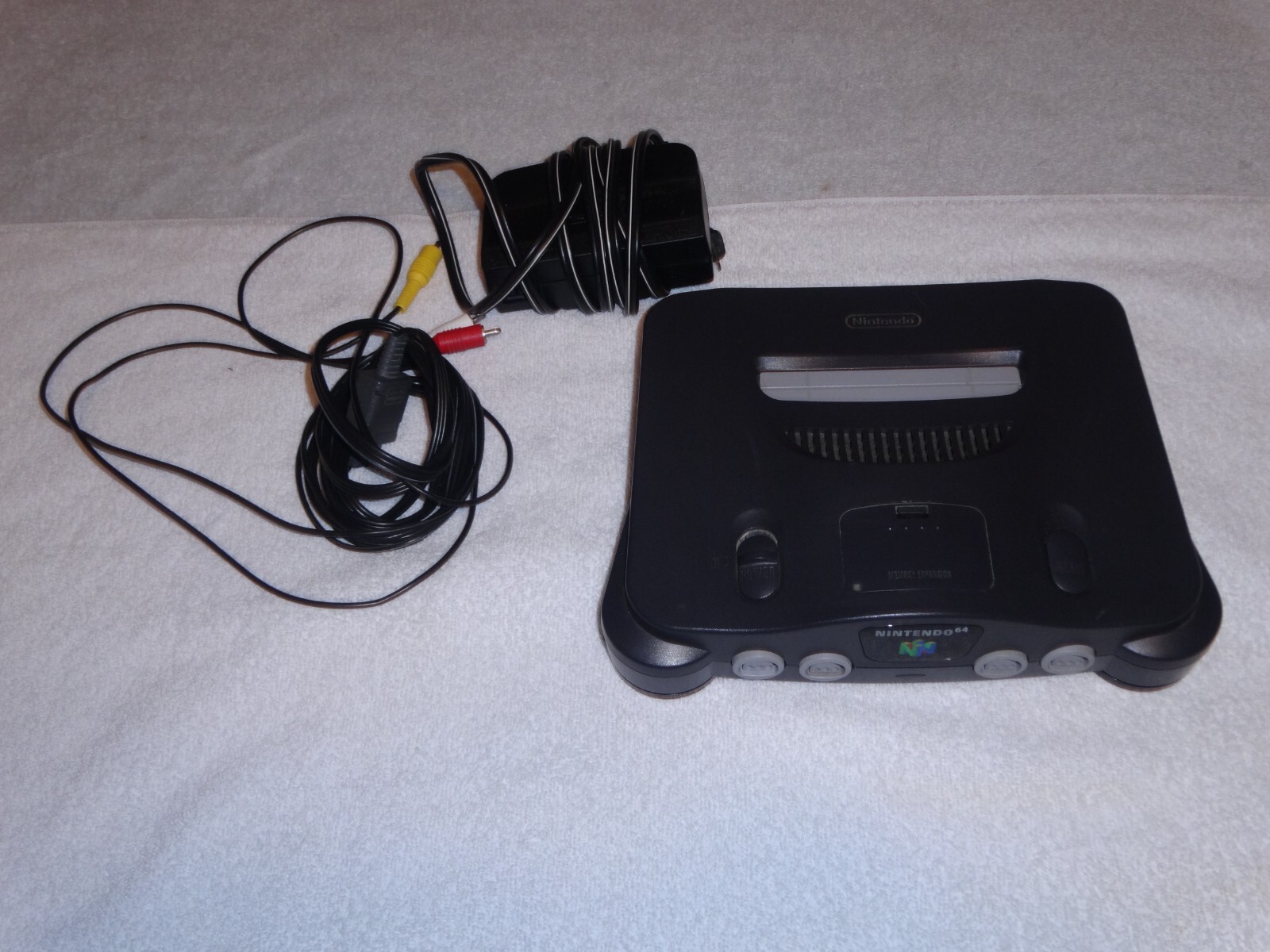 Nintendo 64 N64 Console GREY WITH CORDS Tested Works! ADULT OWNED AND PLAYED W6
