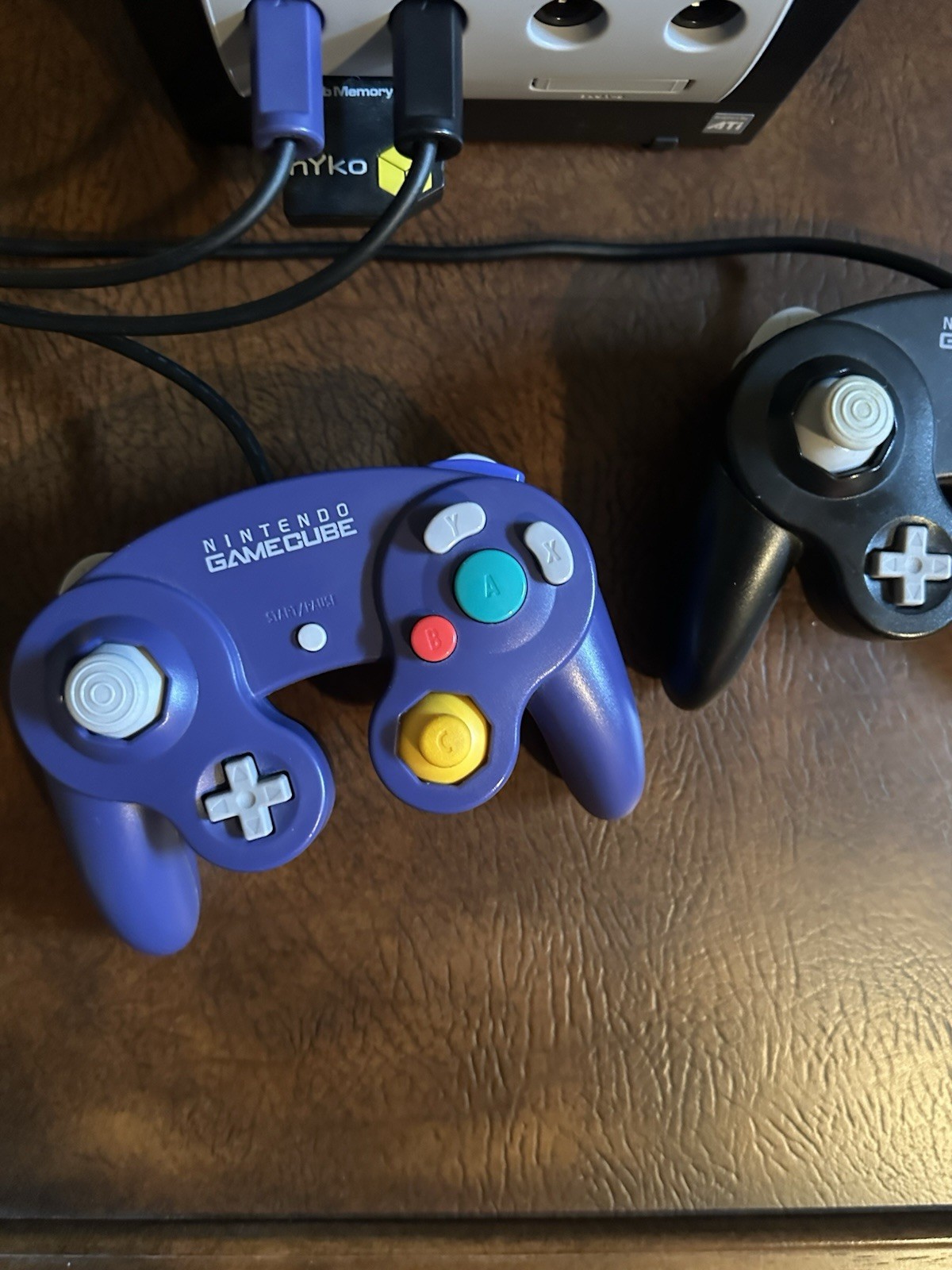 Nintendo GameCube Console Black/Silv w/ Power Adapter AV Cable & 2 Controllers