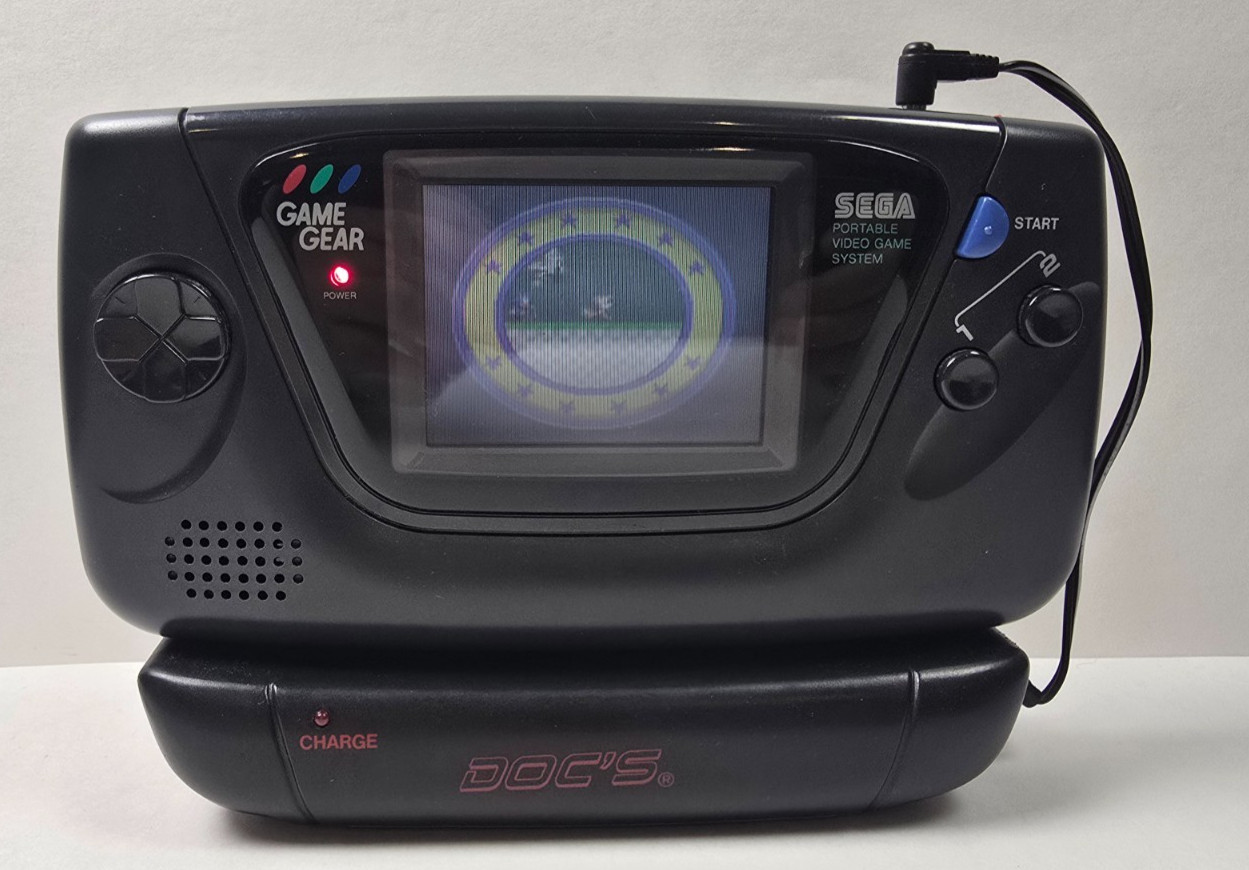 SEGA Game Gear Handheld System + Case, Charger, Battery Pack, Wide View – Tested