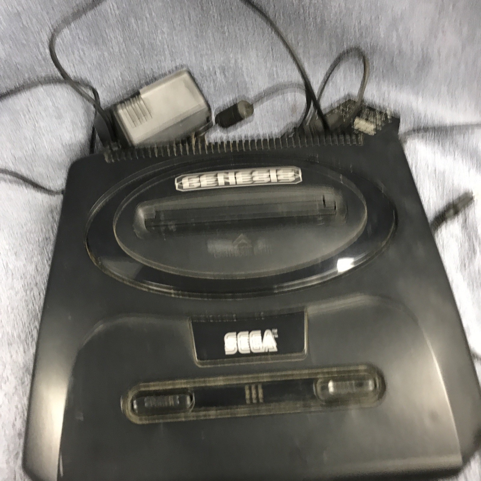 Sega Genesis Model 2 Console 2 Controllers AC RF Unit Bundle Powers On