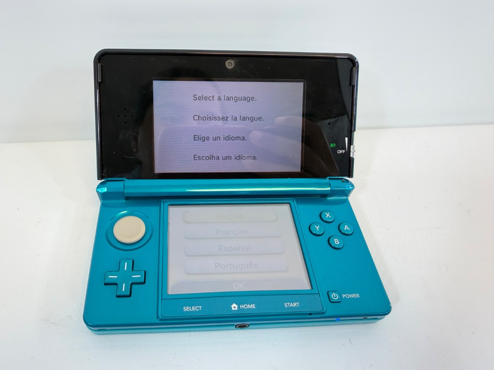 Nintendo 3DS Aqua Blue Handheld Handheld Console System CTR-001 Tested