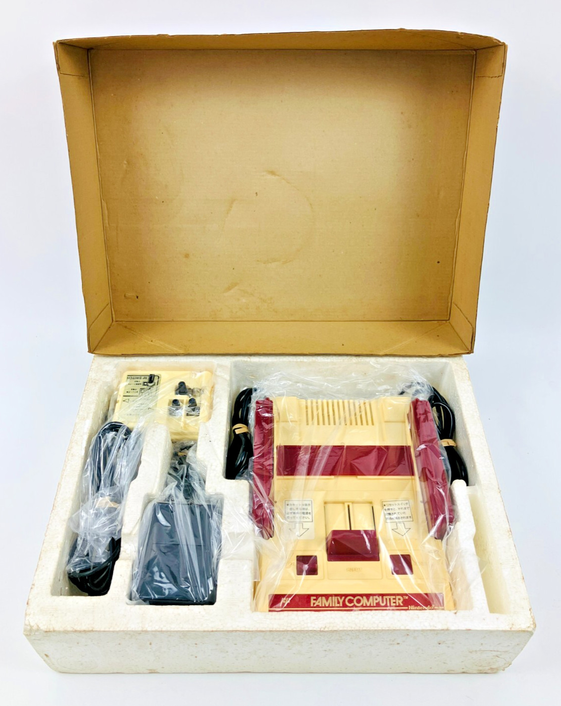 Nintendo Famicom Family Computer Console Boxed HVC-001 Box and styrofoam dirty