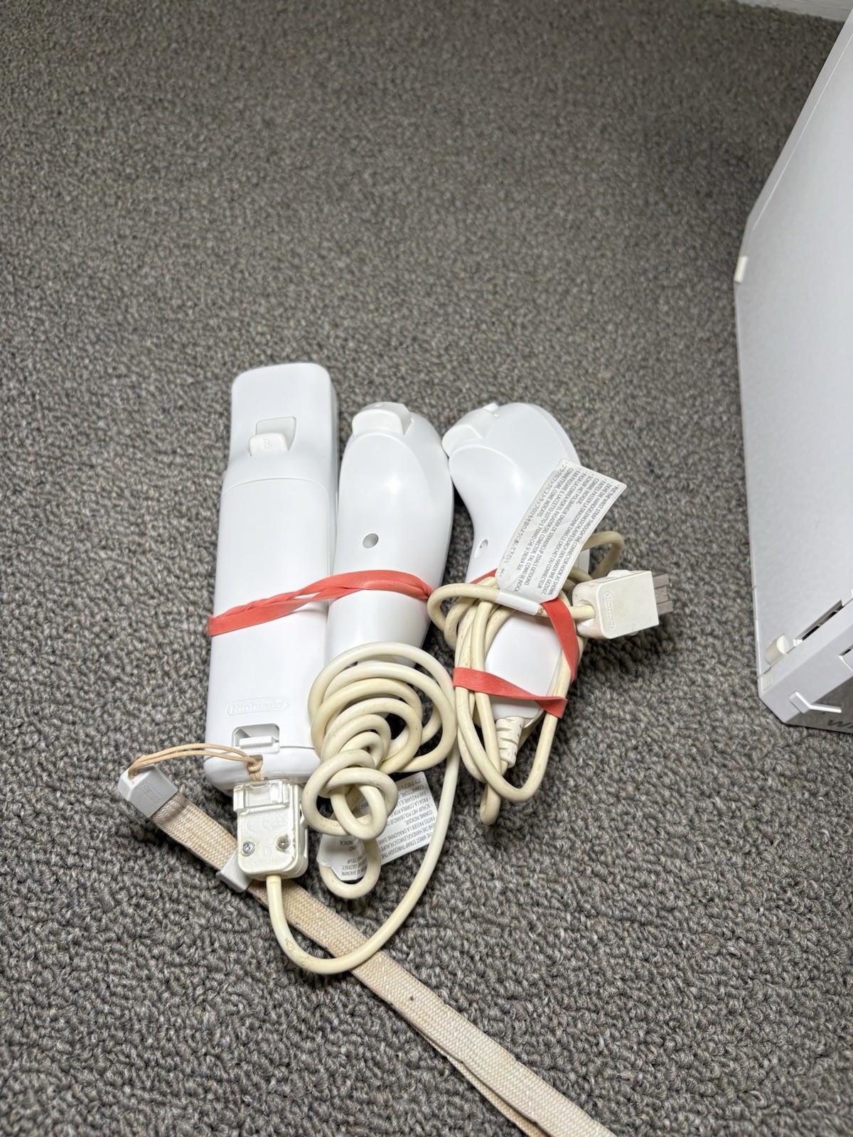 WORKING Nintendo Wii Console Wii Play 1 Remote & 2 Nunchucks W HDMI CONVERTER!