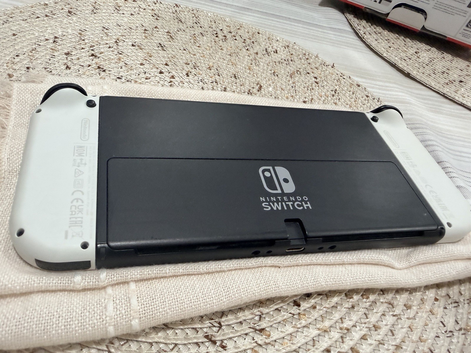 Used | Nintendo Switch OLED |