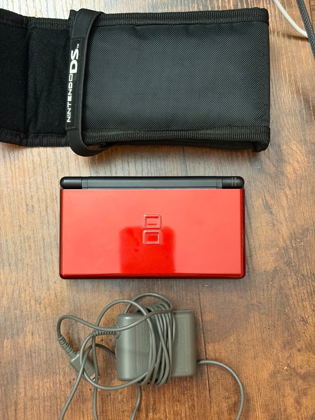 Nintendo DS Lite Handheld System – Red/Black