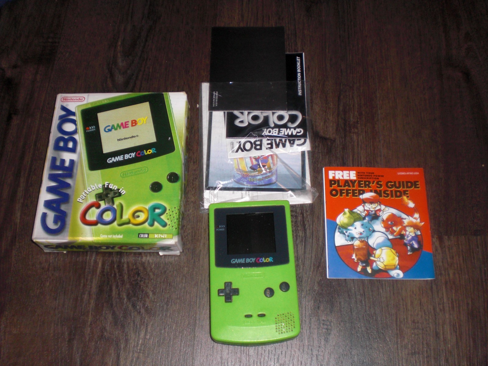 Nintendo Game Boy Color Console System Kiwi Green COMPLETE CIB Box Insert Manual