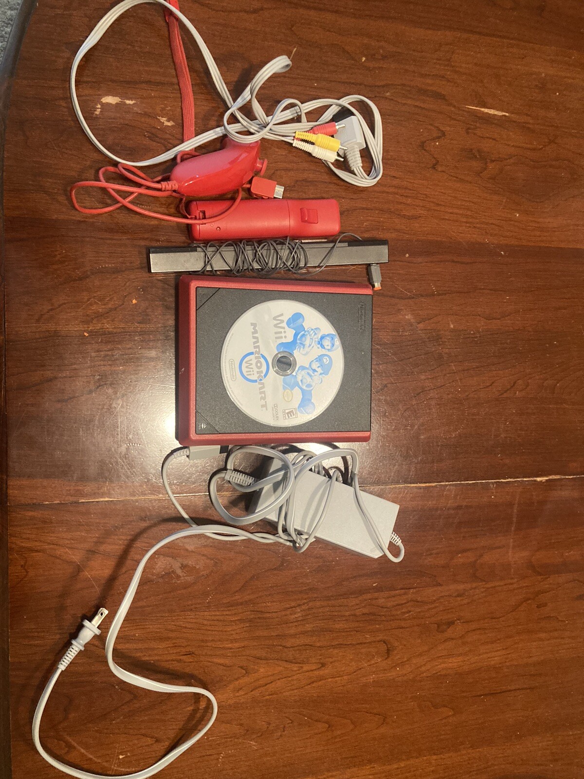Nintendo Wii Mini 8GB Black/Red. All parts included+Mario Kart. No box/Cartridge