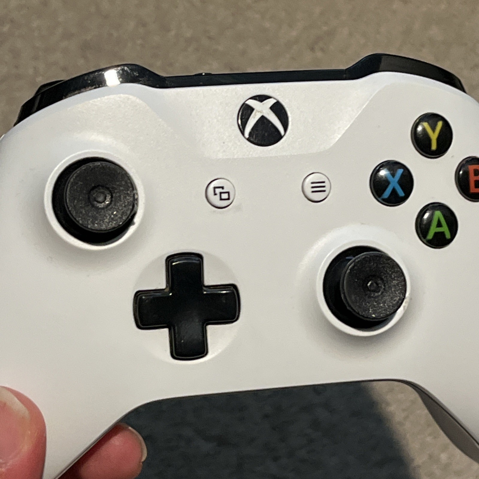 Microsoft Xbox One S 1TB Console w/ Controller HDMI Power Cable