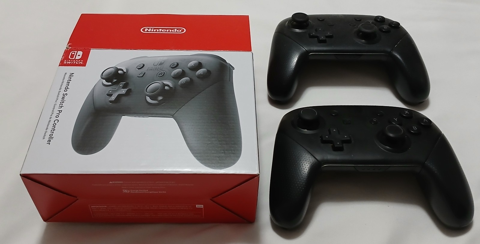 Nintendo Switch Super Mario Odyssey Edition (with Red Joy-Cons) 32GB Red Console