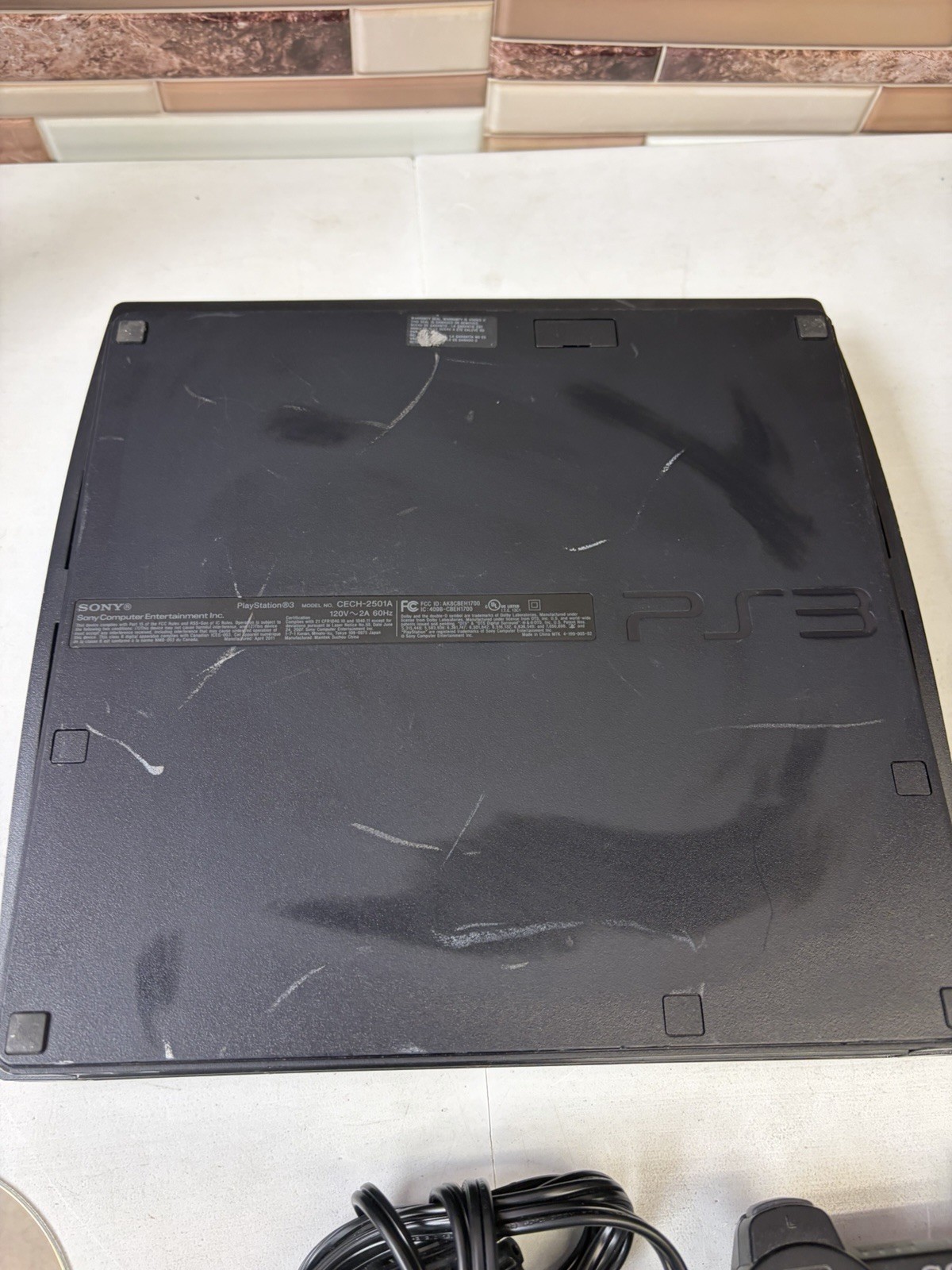 Sony Playstation 3 PS3 Slim Console CECH-3001A 160GB w/Game, Controller & Cords