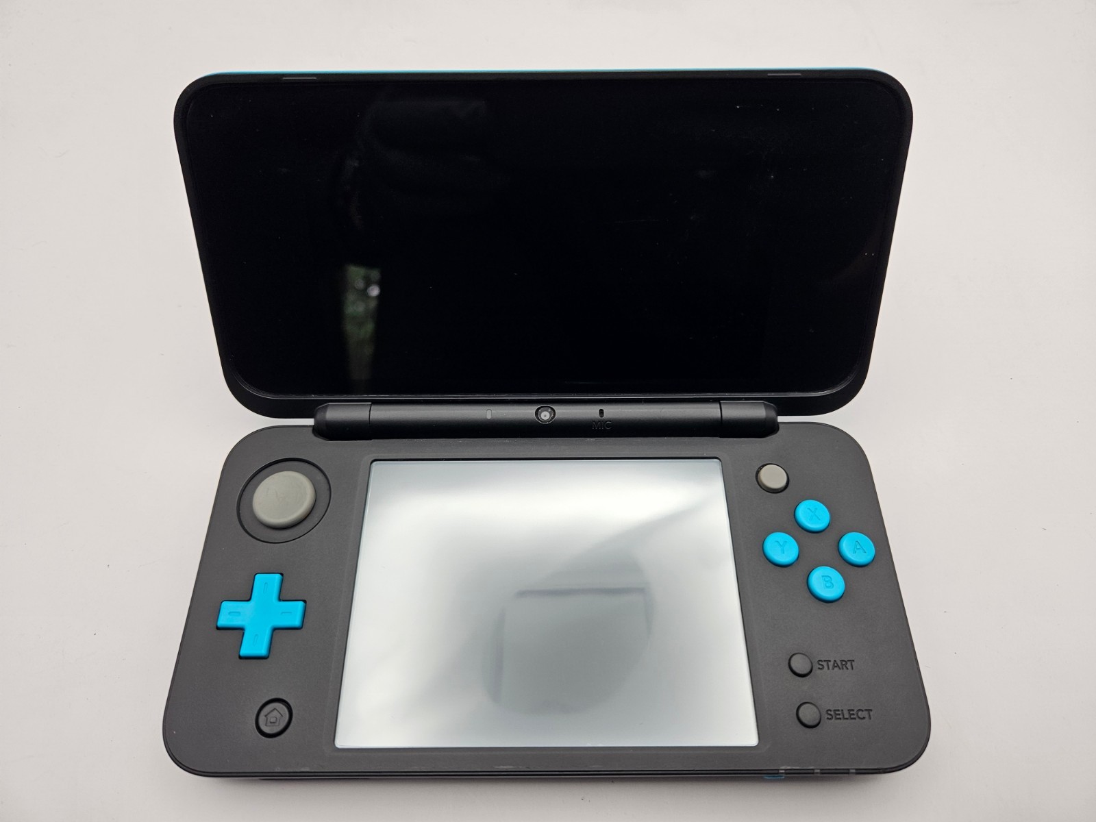 New Nintendo 2DS LL Black/Blue Console Bundle w/ Charger + Protective Case