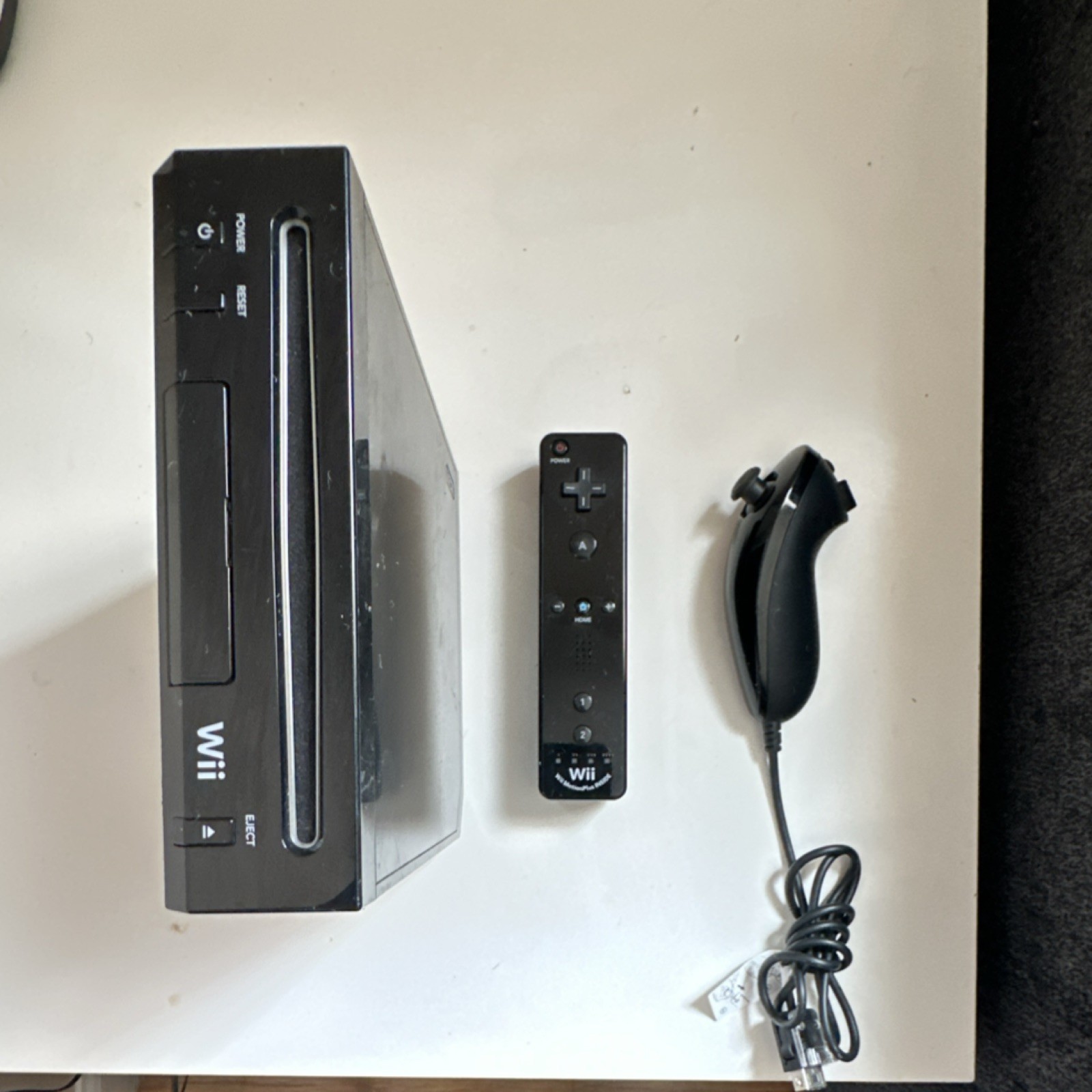 Nintendo Wii RVL-101(USA) Black Console with Wii MotionPlus Controller